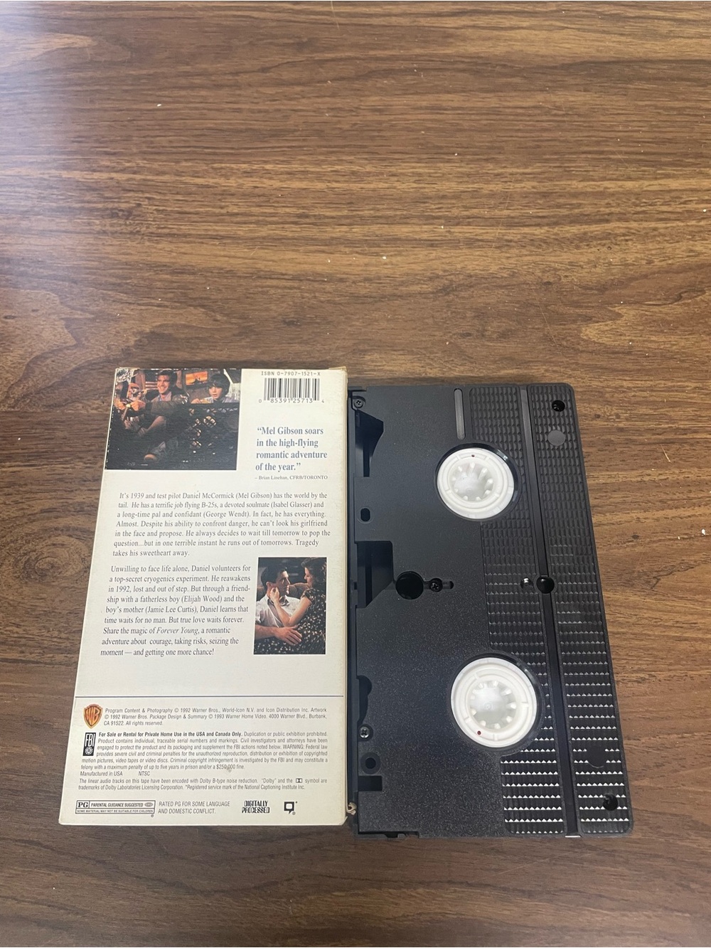 VTG Forever Young VHS 1992 Movie Mel Gibson Retro - Picture 3 of 4